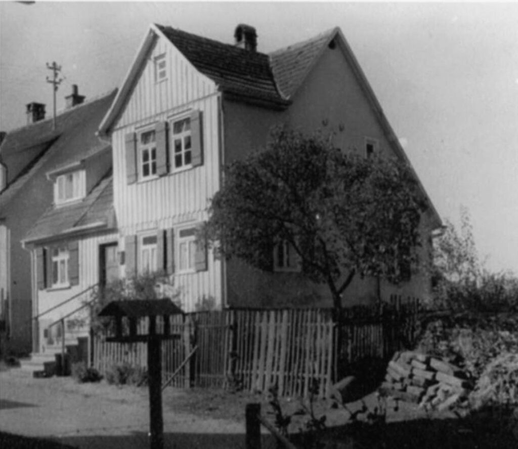 Gschwend - Friedhofstraße - Hausnummer 24 - 1948000000